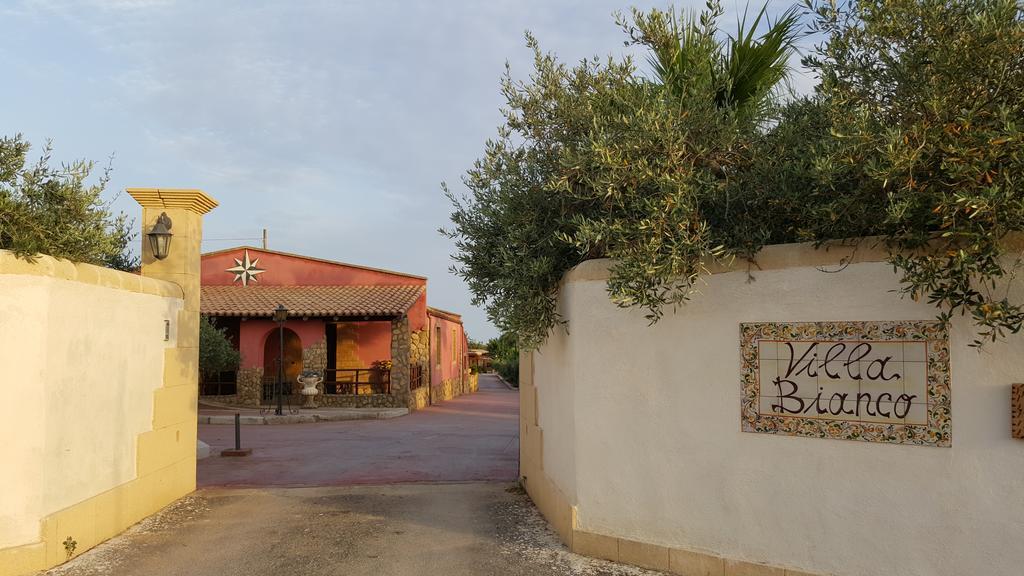 Agriturismo Duca Di San Martino Villa Partanna Luaran gambar