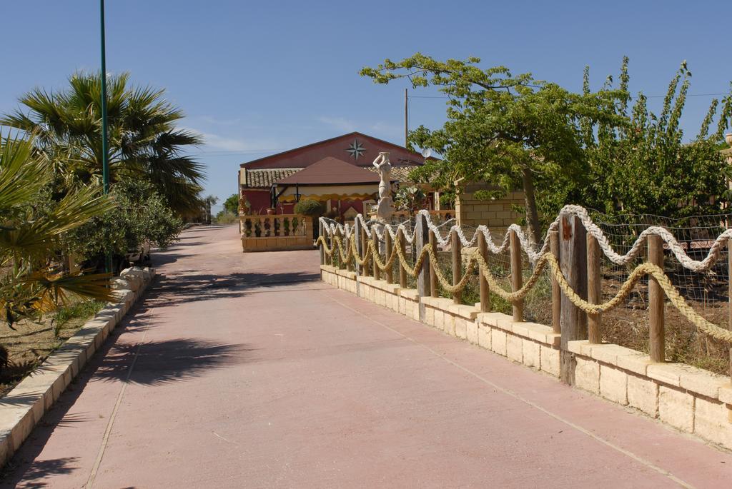 Agriturismo Duca Di San Martino Villa Partanna Luaran gambar