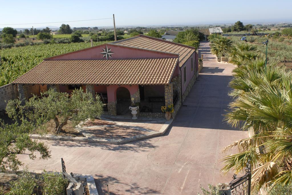 Agriturismo Duca Di San Martino Villa Partanna Luaran gambar