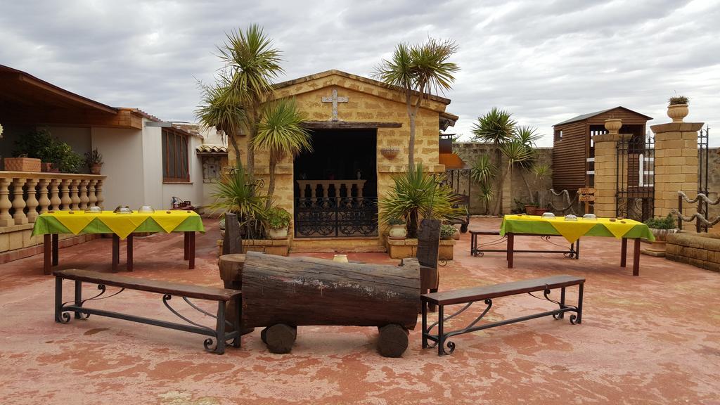 Agriturismo Duca Di San Martino Villa Partanna Luaran gambar